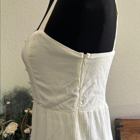 Forever 21 Cream Button-Front Mini Dress | Size M - Picture 6 of 7